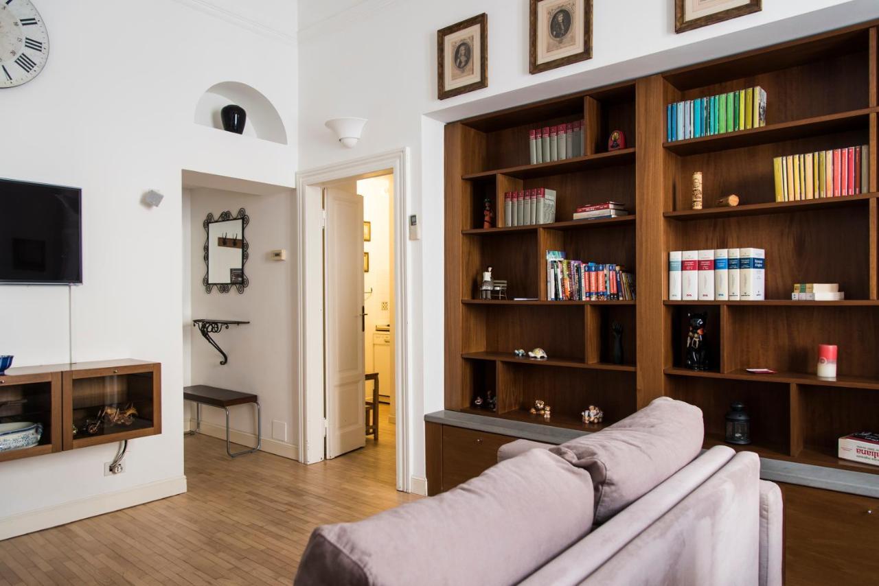Youhosty - Coni Zugna G 12 Milan Luaran gambar